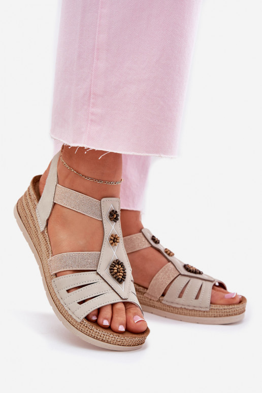 Dámské sandály  s pěknými detaily Inblu RV000015 slonová kost Dámské sandály  s pěknými detaily Inblu RV000015 slonová kost