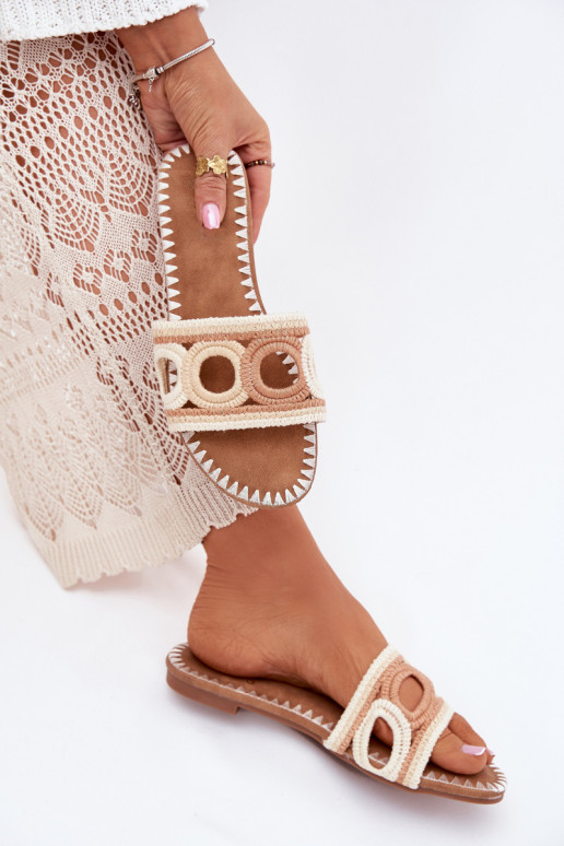 Szydełkowe Dámské pantofle s širokými podpatky béžové Nirina