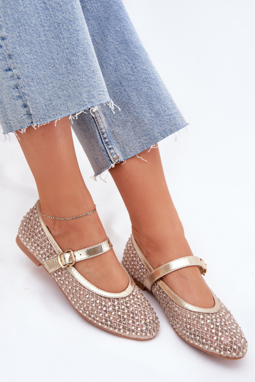 Zdobené baleríny  s popruhy I s přezkami zlaté barvy Avirae