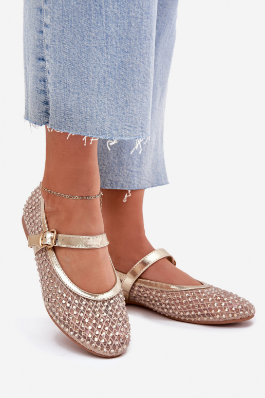 Zdobené baleríny  s popruhy I s přezkami zlaté barvy Avirae