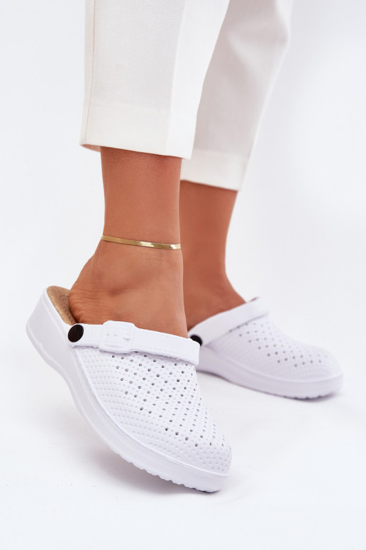  Pantofle   bílé Faylina
