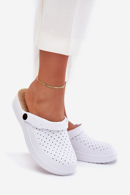 Pantofle   bílé Faylina