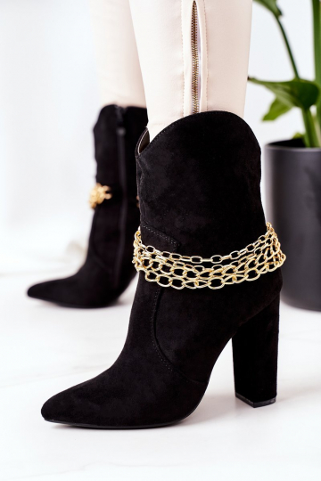 Voodriga naiste poolsaapad...