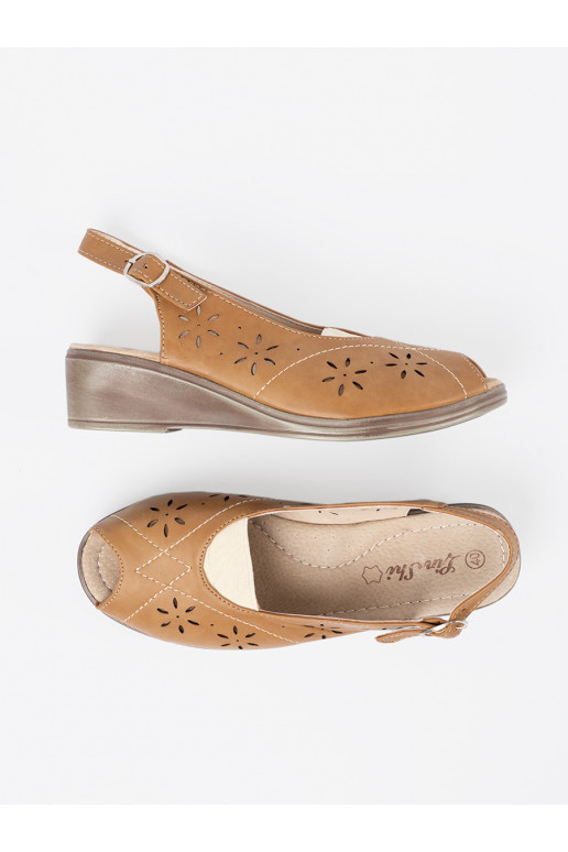 karamelová barva  sandály  karamelová barva  sandály