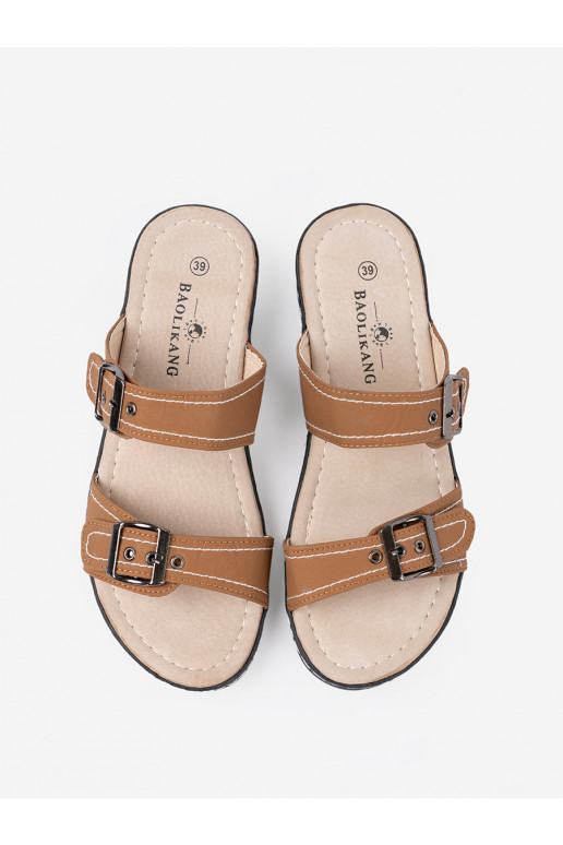 hnědá Pantofle  ze mi klamrami hnědá Pantofle  ze mi klamrami