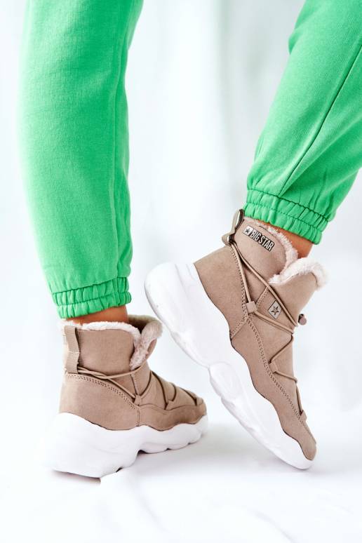 Nööpidega lumesaapad voodriga beeži... Nööpidega lumesaapad voodriga beeži...