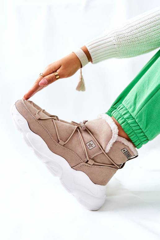 Nööpidega lumesaapad voodriga beeži... Nööpidega lumesaapad voodriga beeži...