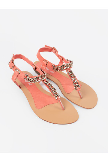 korálová barva sandály  s ozdobným řetízkem 2