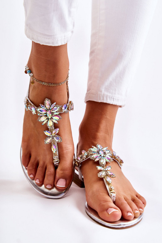 sandály do špičky s třpytivými očky stříbrné barvy Solea  sandály do špičky s třpytivými očky stříbrné barvy Solea