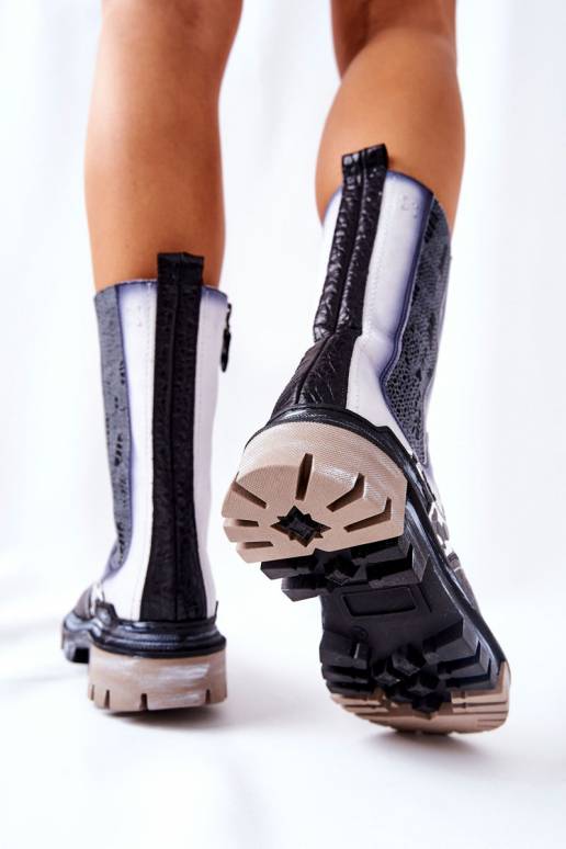 Naiste poolsaapad  -valget värvi... Naiste poolsaapad  -valget värvi...