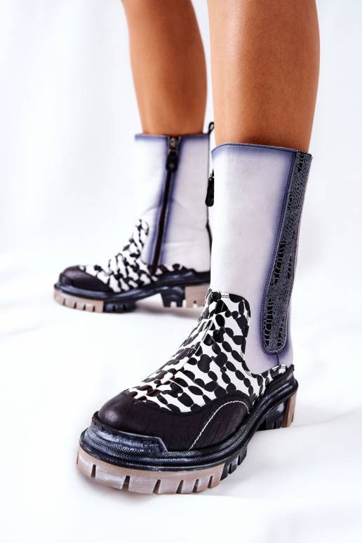 Naiste poolsaapad  -valget värvi... Naiste poolsaapad  -valget värvi...