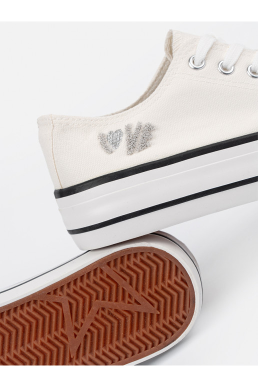 ležérní boty bílé s nápisy Love ležérní boty bílé s nápisy Love