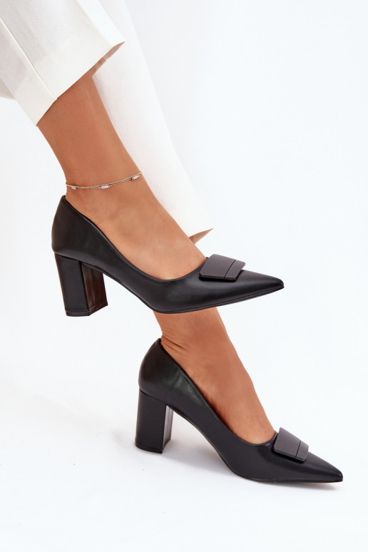 Obuv s podpatky s ornamenty Černé Celira