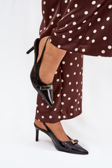 s efektem laku Obuv s tenkými podpatky se zlatými přezkami Černé Vivae 2