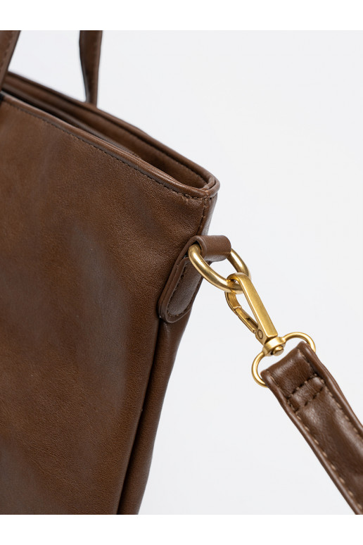 hnědá kabelka ze mi elementami