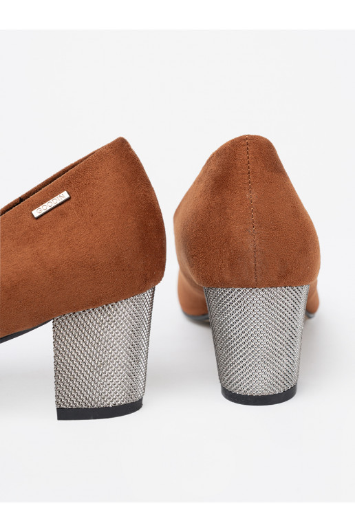 hnědá vysoké podpatky z ozdobnym m obcasem hnědá vysoké podpatky z ozdobnym m obcasem