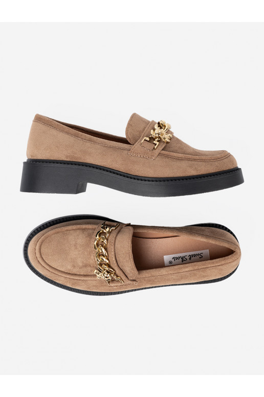 béžové mokasíny z m łańcuchem. béžové mokasíny z m łańcuchem.