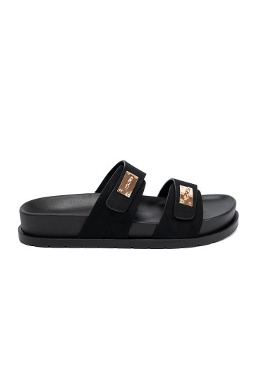 Pantofle s platformou ze mi detalami