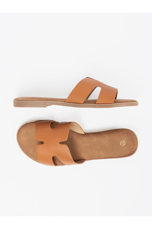 karamelová barva Pantofle  z wycięciami karamelová barva Pantofle  z wycięciami