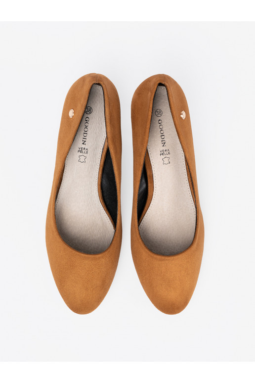 ze semiše vysoké podpatky  karmel