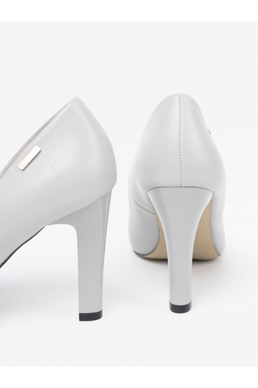 šedá  vysoké podpatky s vysokým podpatkem