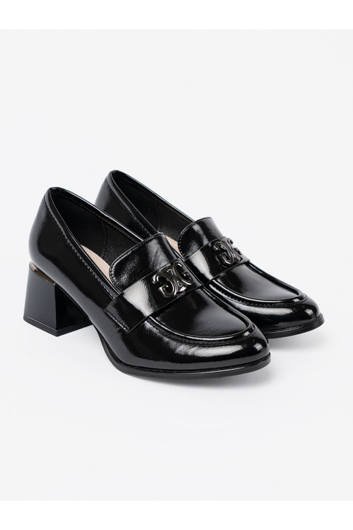 s efektem laku Tenisky ze m zdobieniem s efektem laku Tenisky ze m zdobieniem