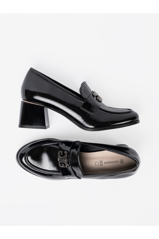 s efektem laku Tenisky ze m zdobieniem s efektem laku Tenisky ze m zdobieniem