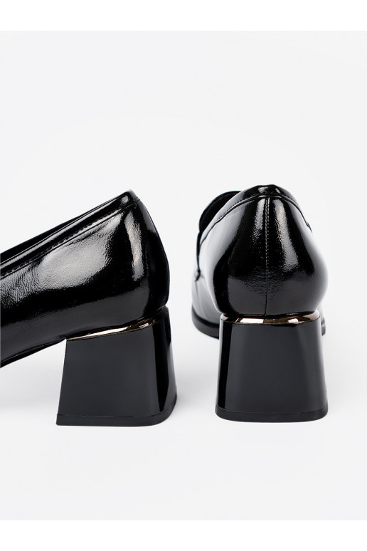 s efektem laku Tenisky ze m zdobieniem s efektem laku Tenisky ze m zdobieniem