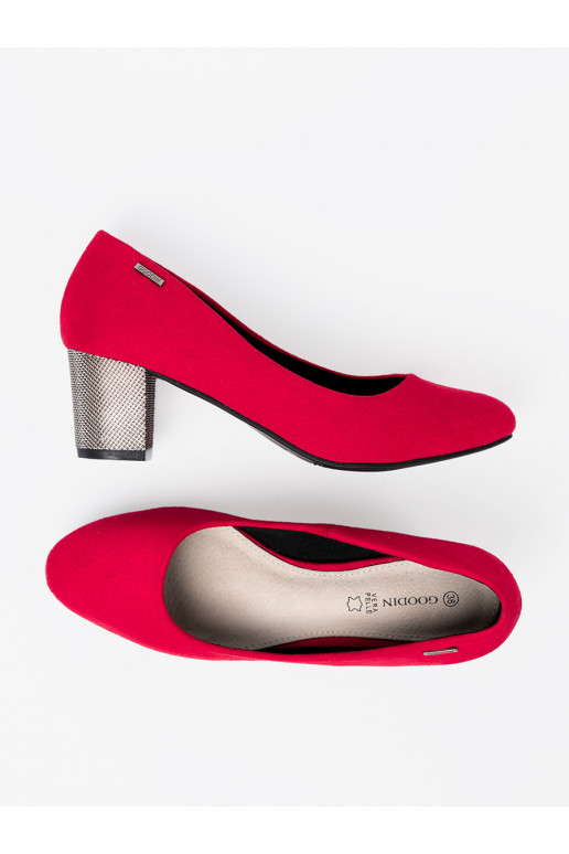 červené vysoké podpatky na m słupku červené vysoké podpatky na m słupku