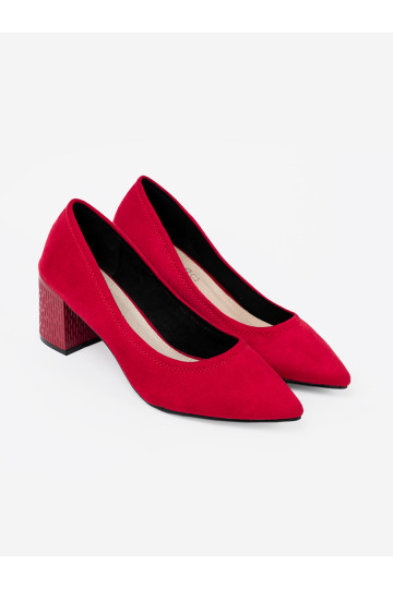 Elegantní styl vysoké podpatky na ozdobnym słupku 2