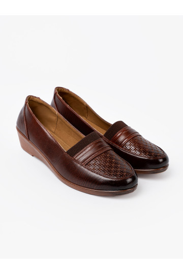 Dámské tenisky slip-on z fakturowanym noskiem 2