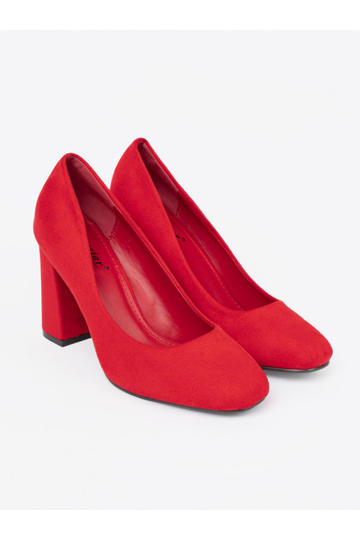 červené vysoké podpatky z zaokrąglonym noskiem  červené vysoké podpatky z zaokrąglonym noskiem