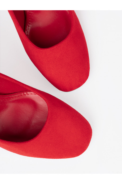 červené vysoké podpatky z zaokrąglonym noskiem  červené vysoké podpatky z zaokrąglonym noskiem