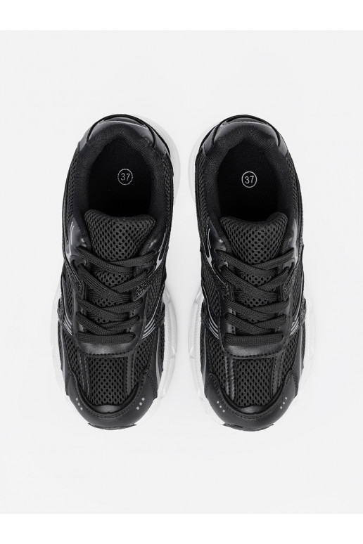 Černé Tenisky  i białą podeszwą