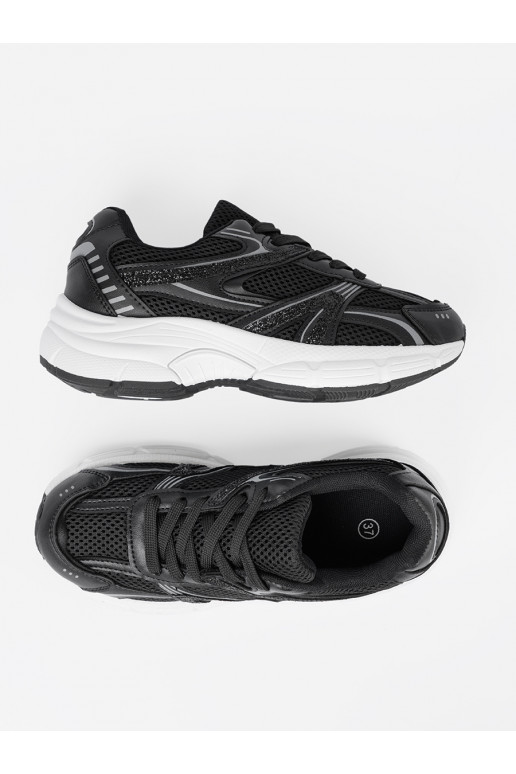 Černé Tenisky  i białą podeszwą