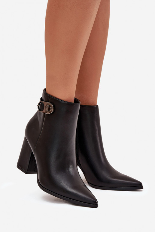 Dámské podpatky  Detalem Černé Tharina