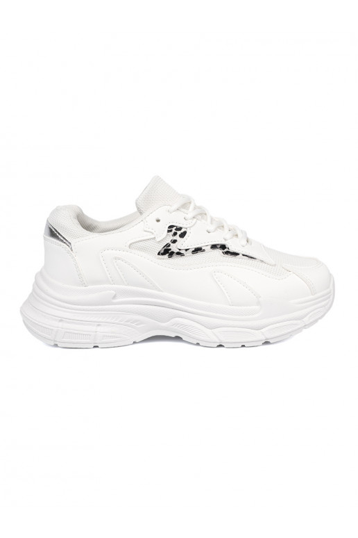 bílé sportovní obuvy z ozdobnym akcentem