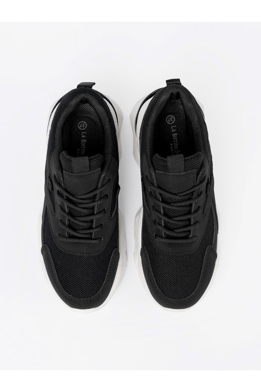 Černé  Tenisky na grubej bíléj podeszwie