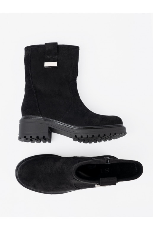 Černé Dámská obuv na masywnej podeszwie