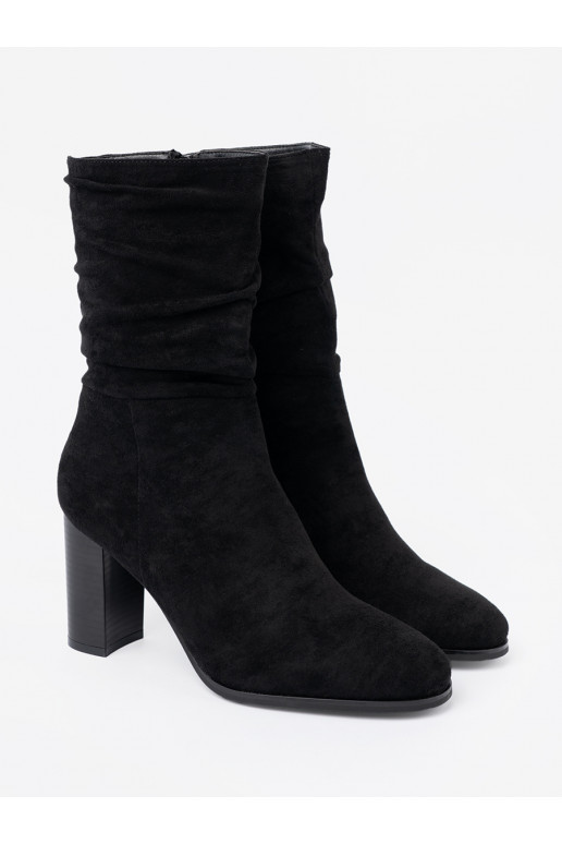 Černé boty na podpatku 