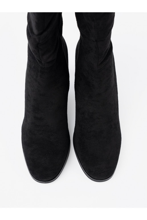 Černé boty na podpatku 