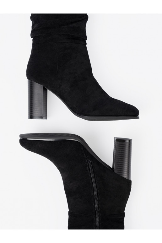 Černé boty na podpatku 