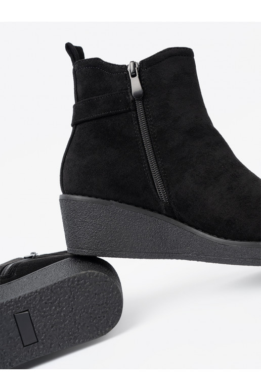 ze semiše boty Černé z elastyczną wstawką