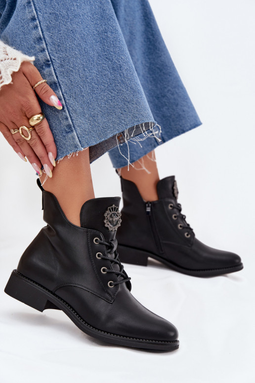 Dámské boty na nízkém podpatku s širokými podpatky  Detalem zateplené Černé Cylira