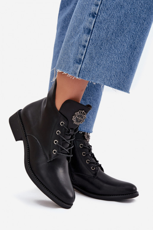 Dámské boty na nízkém podpatku s širokými podpatky  Detalem zateplené Černé Cylira