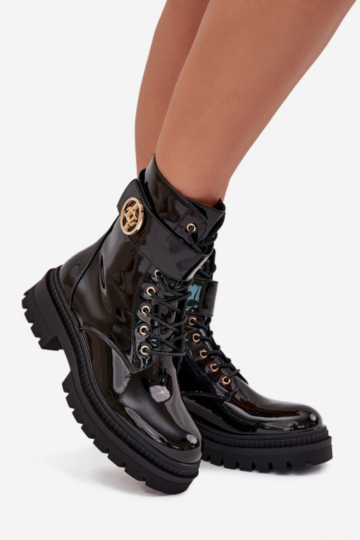 s efektem laku boty   Ze zlaté barvym Detalem zateplené Černé Fiorena