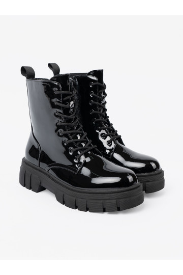 Černé  Dámské boty na masywnej podeszwie 2