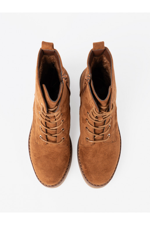  Dámské boty kolorze karmelowym 