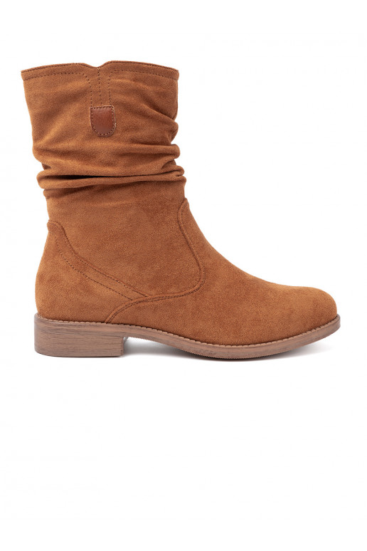 karamelová barva boty 