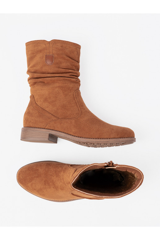 karamelová barva boty 